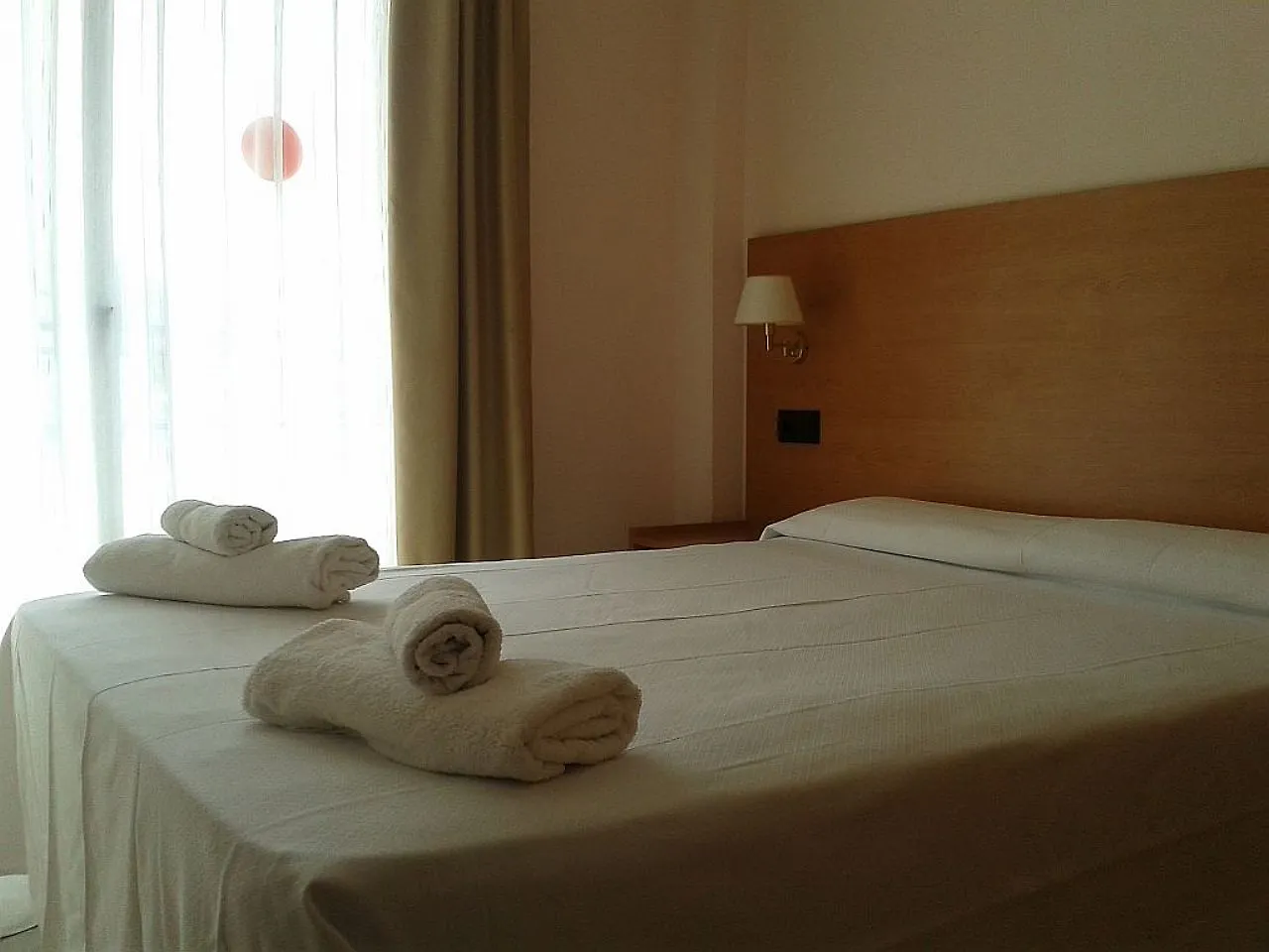 Bay Hotel Roses