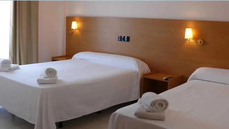 Bay Hotel Roses 2*,  Spain